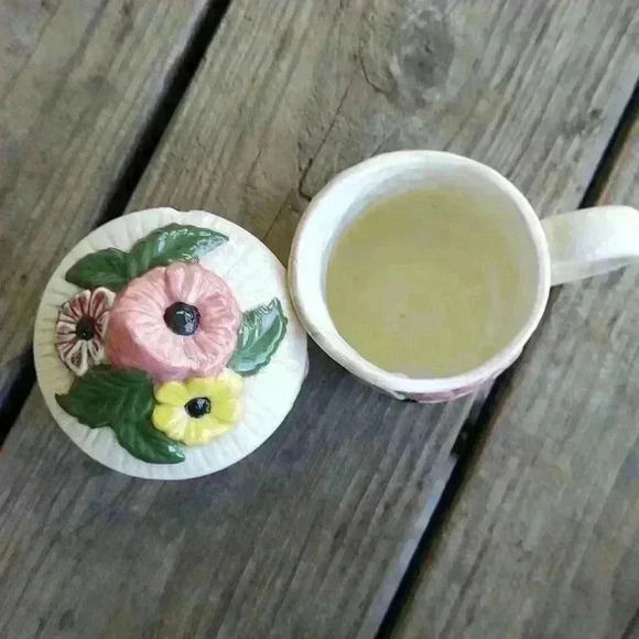 Vintage Floral and Butterfly Cream and Sugar Set - Picture 3 of 5